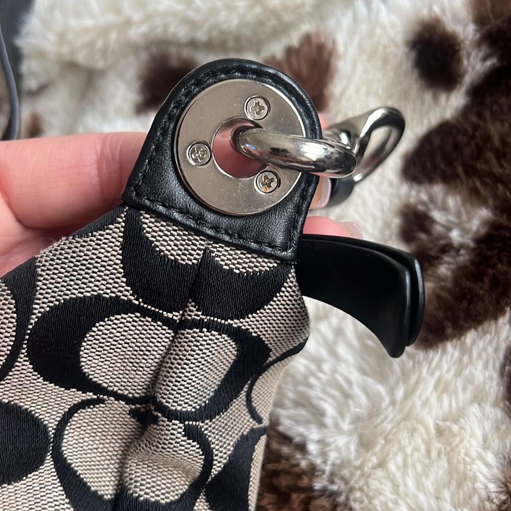Coach Purse - Picture 11 of 12